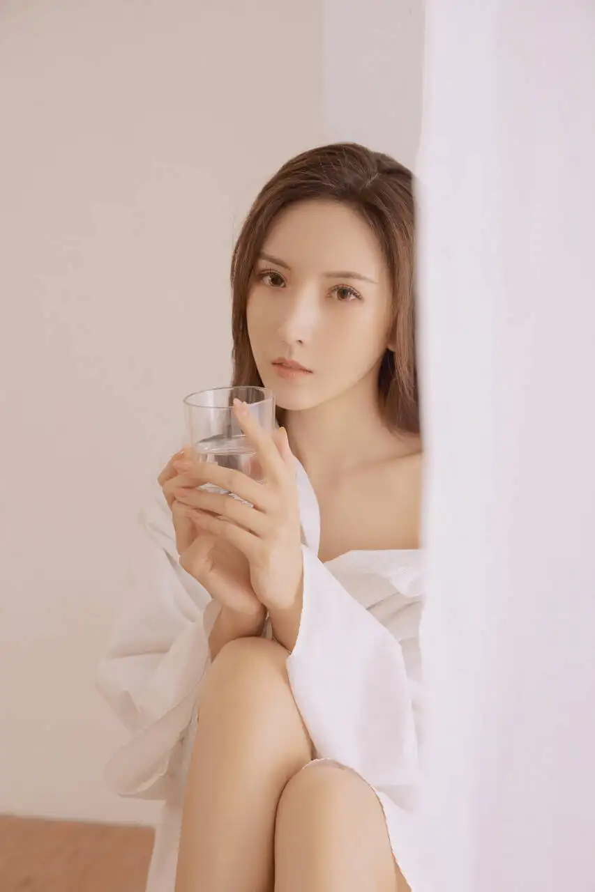 石河子贵阳私人伴游幼师费费子