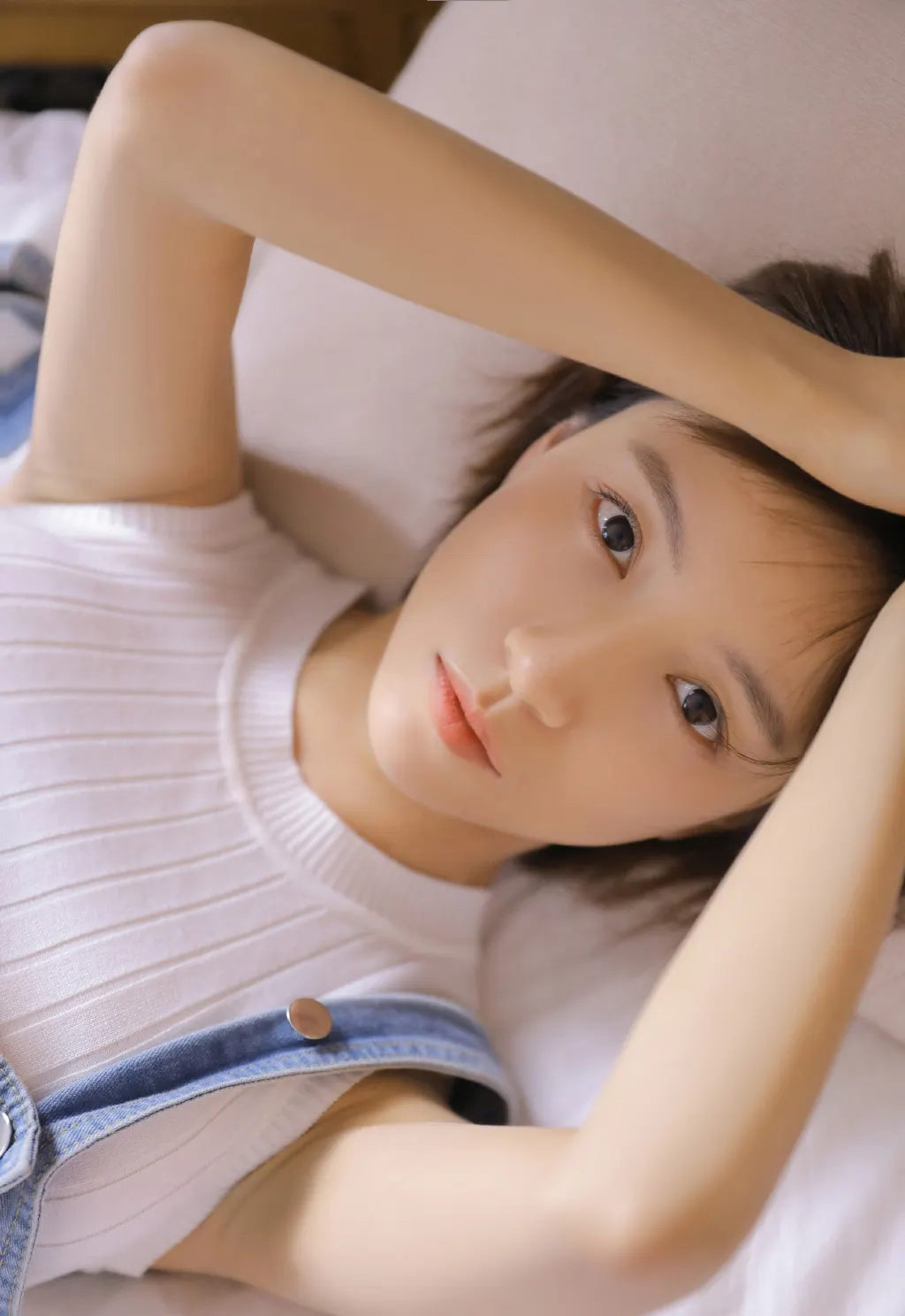 石河子郑州私人伴游小微的个人资料