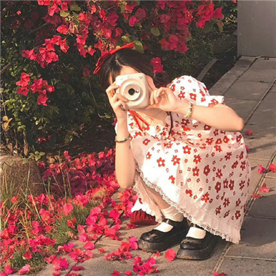 石河子伴游女生飞傲松的资料
