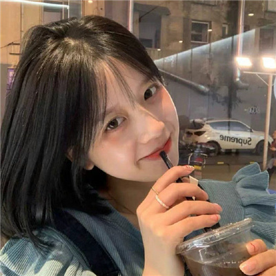 石河子伴游女生逢丝微的资料